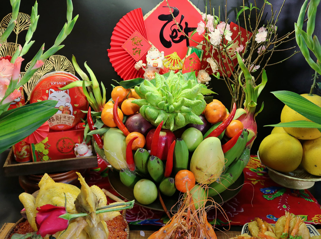 Thờ cúng với lòng thành kính